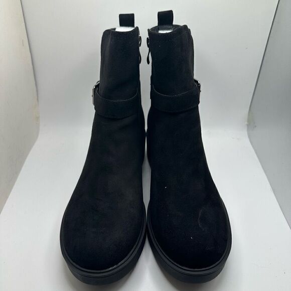 CUSHIONAIRE Women's Houston strap boot +Memory Foam 9 BLACK NEW - Picture 2 of 6